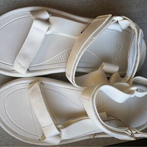 Teva's Hurricane XLT2 sandals